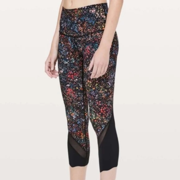Lululemon Floral Wunder Under Crop II Special Edition Scallop Leggings Size 8 - Picture 3 of 16